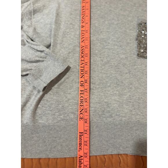DKNY Women’s Gray Turtleneck Sweater with Sequined Pocket Size MEDIUM Holiday - Picture 7 of 8